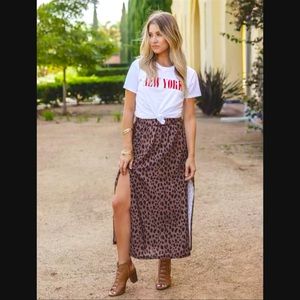 leopard print skirt